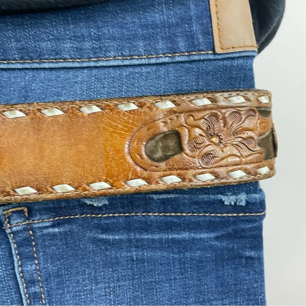 Vintage Distressed Worn Tooled Floral Cowboy Western Cowboy John Belt unisex 34